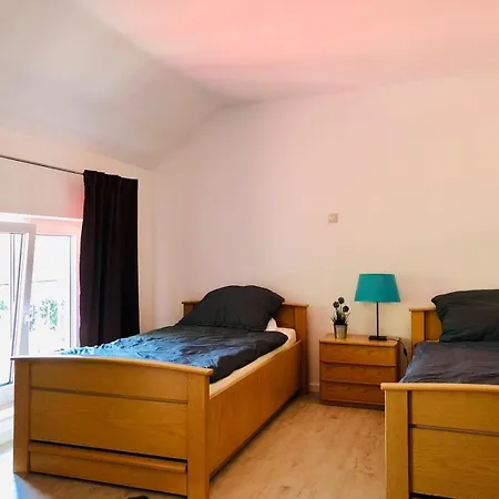 Ferien- Monteurwohnung In Zulpich