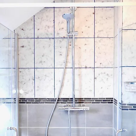 Ferien- Monteurwohnung In * צולפיך