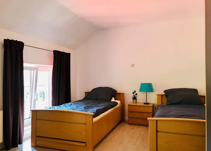 Ferien- Monteurwohnung In アパート